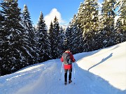 90 Ed ora dal sole  rientriamo all'ombra dell'abetaia